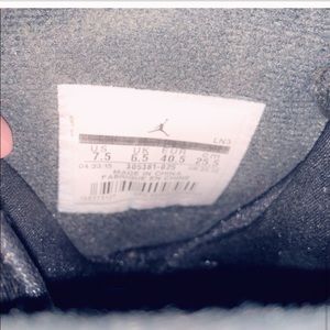 Men’s size 7.5 women’s size 8.5-9 Jordan 8 aqua